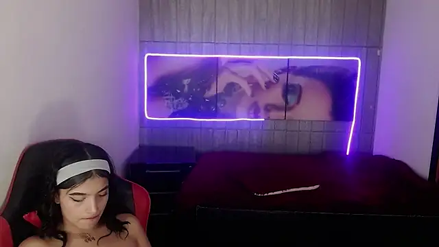 honeyluxe_ Chat XXX live