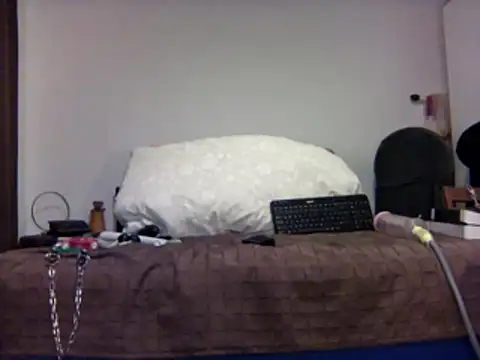 Chat +18 de Dev-BiSklave ao vivo