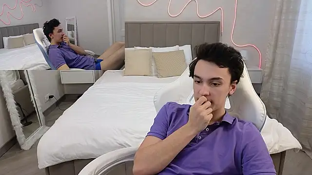 MoonlinSkinn: онлайн-секс-чат