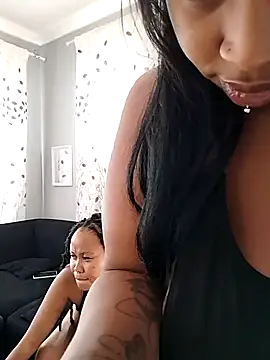 دردشة Achalugo18xxx الجنسية المباشرة