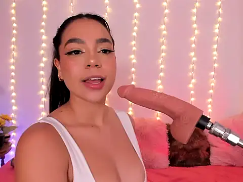 messyDEEPTHROAT's Live XXX Chat