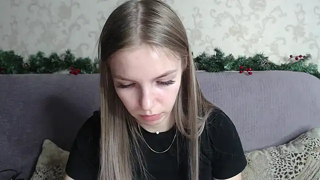 دردشة HitGyrl الجنسية المباشرة