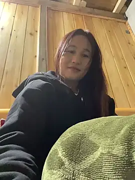 phungtiti 现场XXX聊天