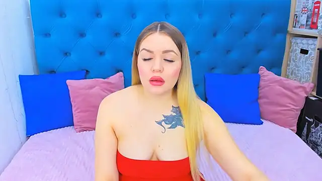 SpicyPreggo Webcamshow