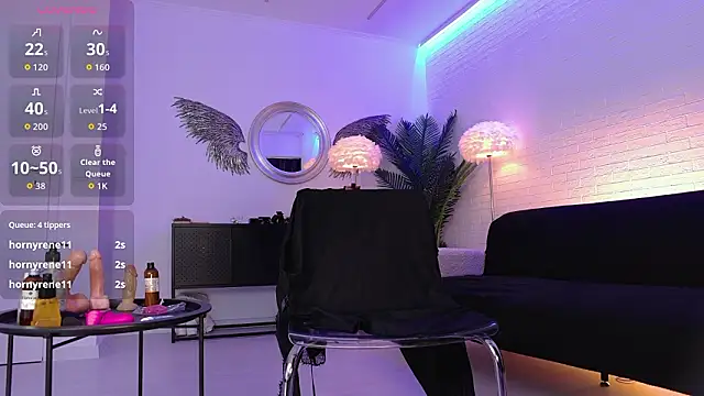 AnnastasiaJune élő XXX-chatje