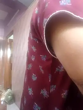 Chat XXX en directo de Yusra5