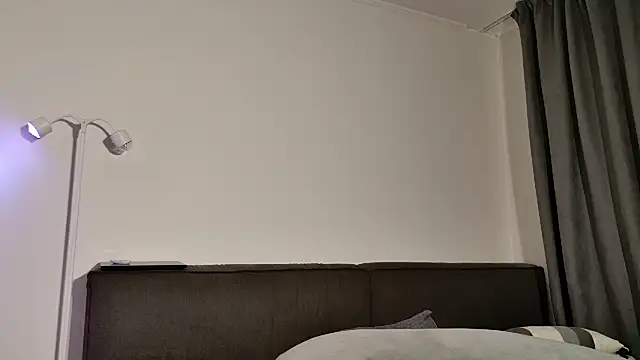 Chatroom XXX en direct de MadeInParadise