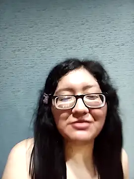 KittyLeslyのライブXXXチャット