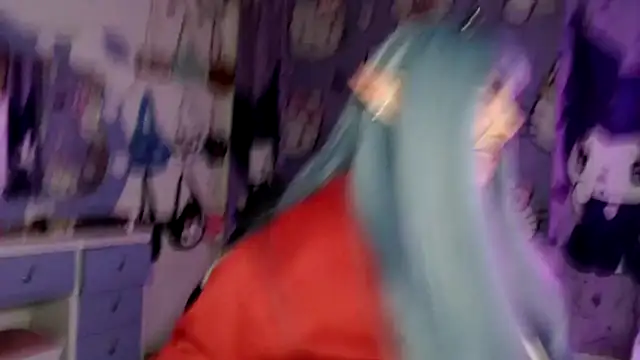 lussyevans24 现场XXX聊天