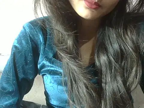 Aayesha 即時 XXX 聊天