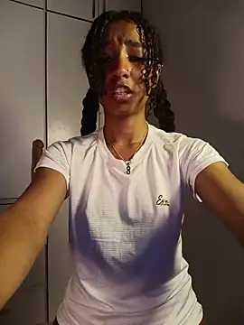 _Sporty_のライブXXXチャット