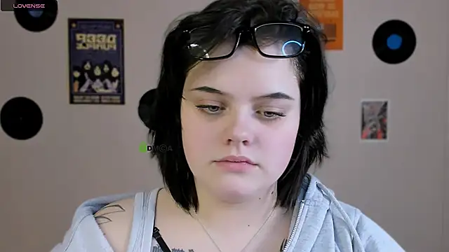 lika_pop: онлайн-секс-чат