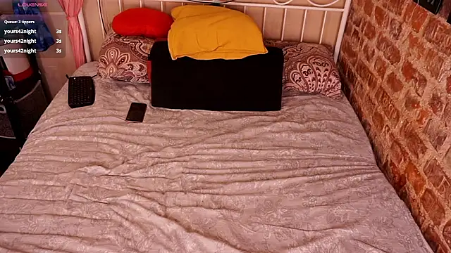 ass_gives' Live XXX Chat