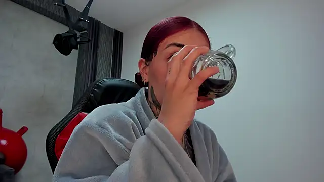 selene_red_ Live XXX-Chat