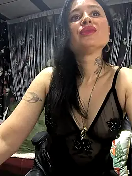 KikiXRed's Live XXX Chat