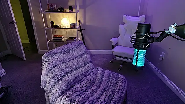 Онлайн чат XXX skimpysushi