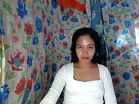 PinaySkinnyGirl Live XXX Chat