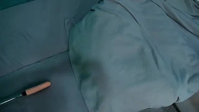 JuliaBustyのライブXXXチャット