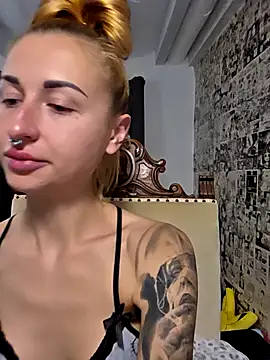 Czat XXX na żywo – kylie_blck