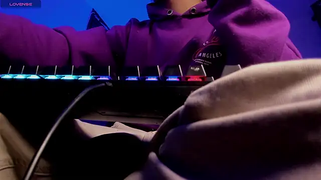 Chat +18 de s_sven03 ao vivo