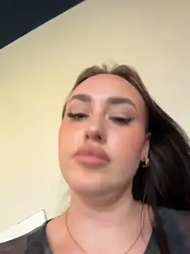 KiraSunshine Chat XXX live