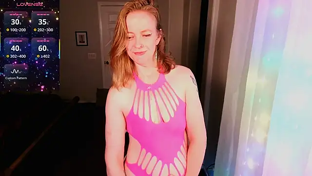 britteebee Adlı Modelin Canlı XXX Sohbeti