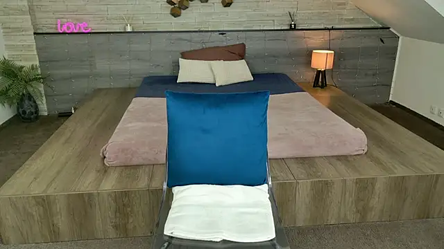 Živý XXX chat hornyb33_