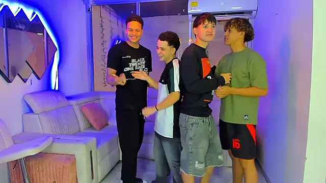 Houseofwarrios Chat XXX in diretta