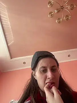 Flossy_Vettie Adlı Modelin Canlı XXX Sohbeti