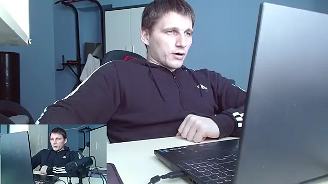 Вебкам-шоу Poliglotjoe1