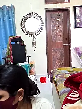 Suvosri Adlı Modelin Canlı XXX Sohbeti