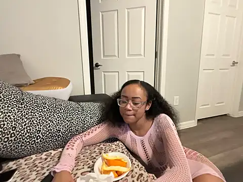 RylReese élő XXX-chatje