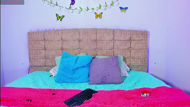 Catherine_summer1 Adlı Modelin Canlı XXX Sohbeti