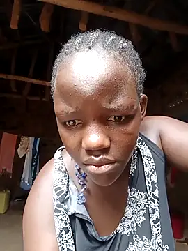 holygrail001 Webcam Show