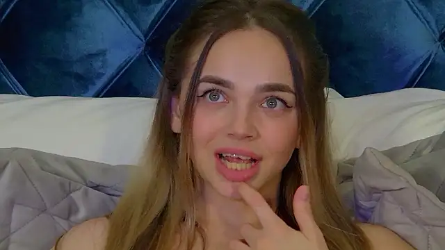 AnitaVenture's Live XXX Chat