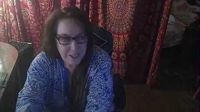 Ireallysquirt Chat XXX in diretta