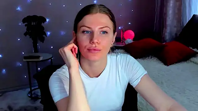 JinnaGreat's Live XXX Chat