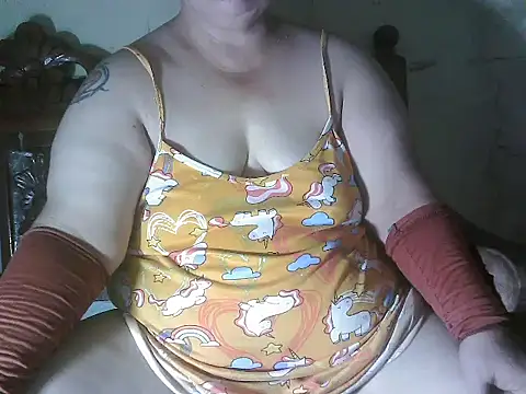 bigmommaxxx81 – Naživo XXX chat