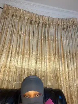 Kendra-rose Adlı Modelin Canlı XXX Sohbeti