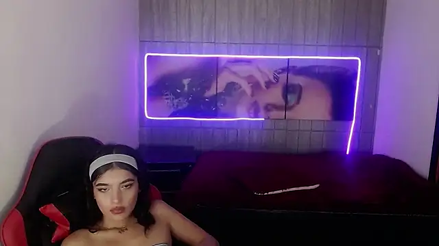 honeyluxe_'s Live XXX Chat