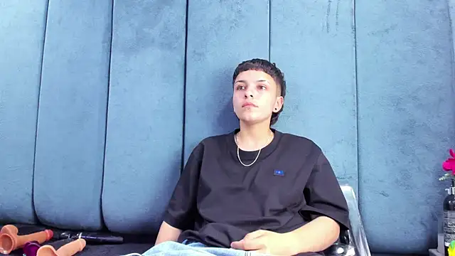 Megan_Thompson_ Live XXX-Chat