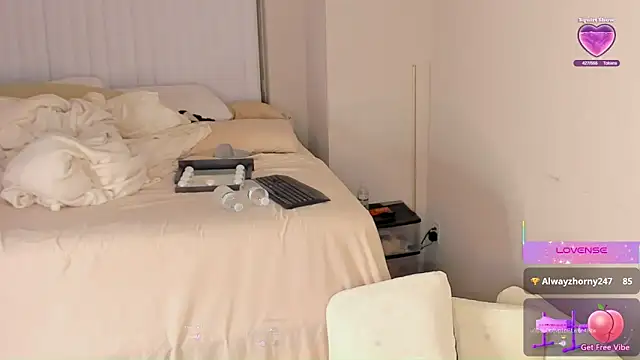 CarmenCash__ Live XXX-chat