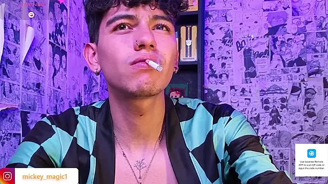 Mickey_Magic Adlı Modelin Web Kamerası Şovu