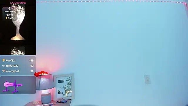 Chat +18 de roselyn_caprice ao vivo