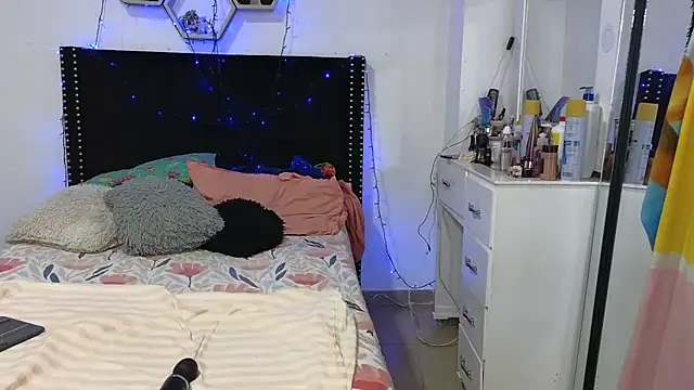 charlotte_077 – Live XXX-chat