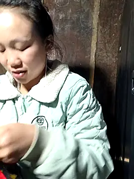 liu-liusexy Adlı Modelin Canlı XXX Sohbeti