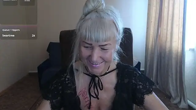 Онлайн чат XXX Laura_Gol