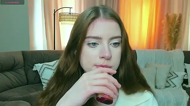 Erica_Kiss élő XXX-chatje