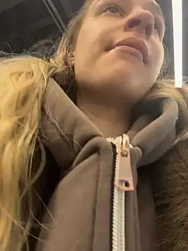 Chat XXX en directo de SashaCatt