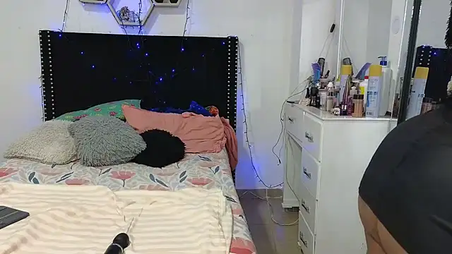 charlotte_077 Obrolan Langsung XXX